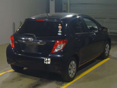 2011 Toyota Vitz KSP130[1]