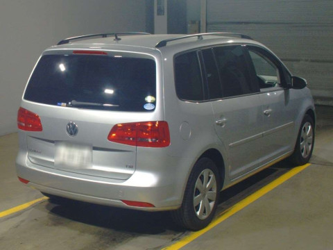 2015 Volkswagen Golf Touran 1TCTH[1]