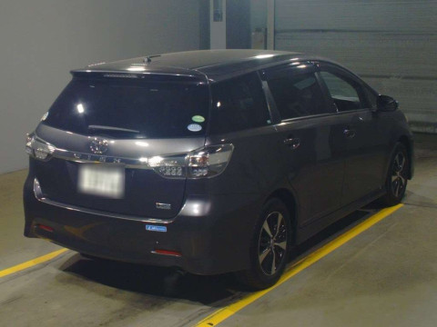 2013 Toyota Wish ZGE20W[1]