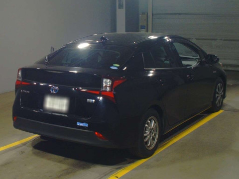 2019 Toyota Prius ZVW51[1]