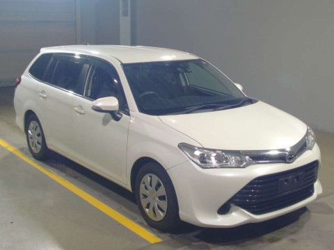 2015 Toyota Corolla Fielder NRE161G[2]