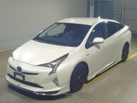 2016 Toyota Prius ZVW51[0]