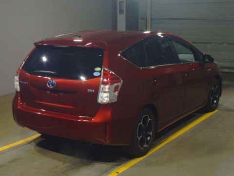 2019 Toyota Prius alpha ZVW40W[1]