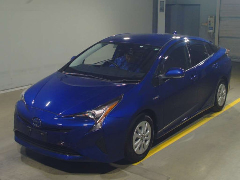 2016 Toyota Prius ZVW50[0]