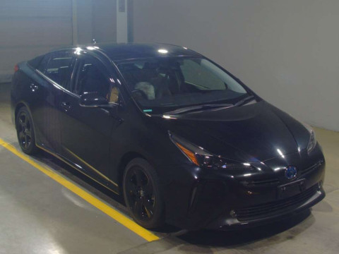 2021 Toyota Prius ZVW51[2]