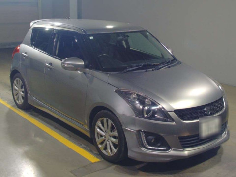 2015 Suzuki Swift ZC72S[2]