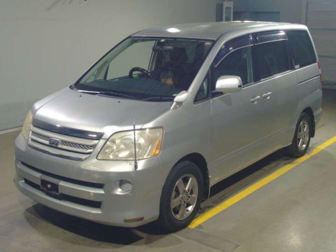 2006 Toyota Noah AZR60G[0]