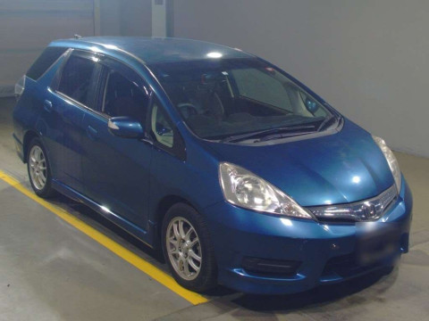 2012 Honda Fit Shuttle Hybrid GP2[2]