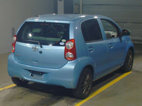 2011 Toyota Passo KGC30[1]