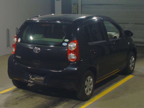 2011 Toyota Passo KGC30[1]