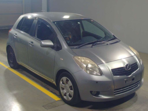 2006 Toyota Vitz SCP90[2]