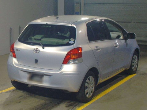 2010 Toyota Vitz SCP90[1]