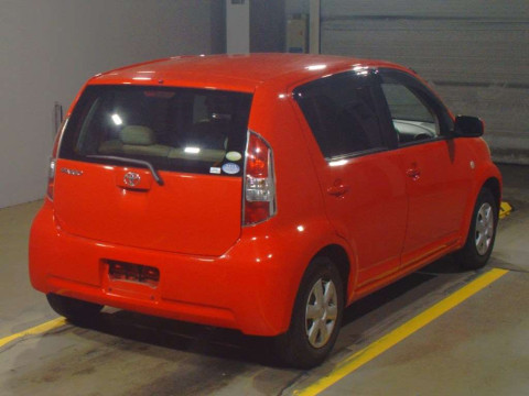 2004 Toyota Passo QNC10[1]