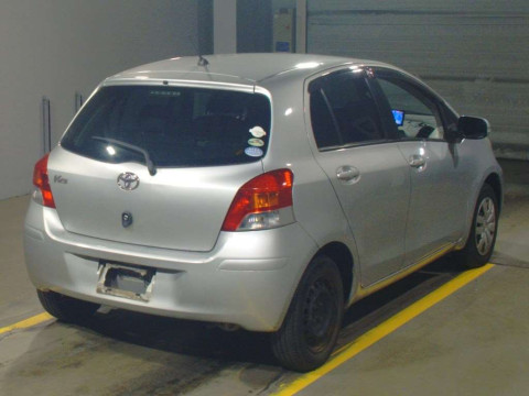 2010 Toyota Vitz KSP90[1]