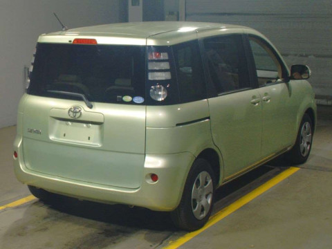 2007 Toyota Sienta NCP81G[1]