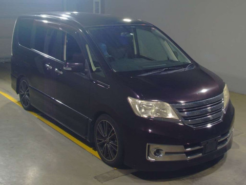 2012 Nissan Serena FC26[2]