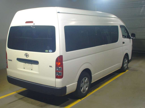 2020 Toyota Hiace Commuter GDH223B[1]