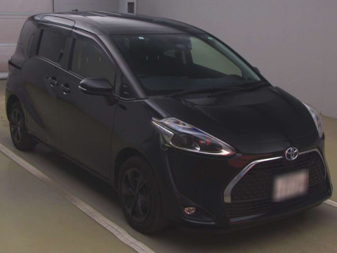 2021 Toyota Sienta NHP170G[2]