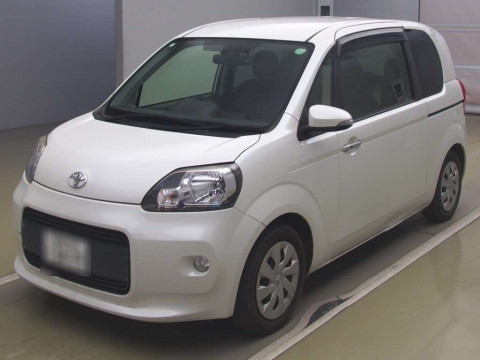 2015 Toyota Porte NCP141[0]