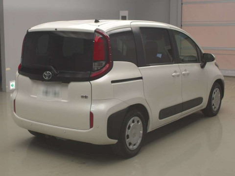 2023 Toyota Sienta MXPL10G[1]