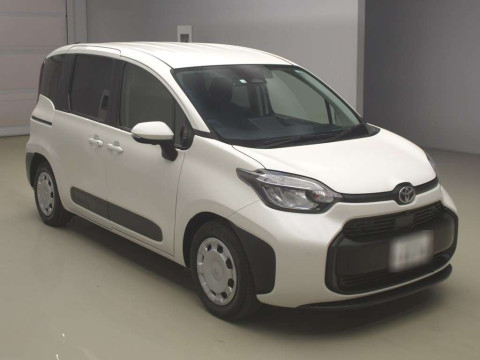 2023 Toyota Sienta MXPL10G[2]