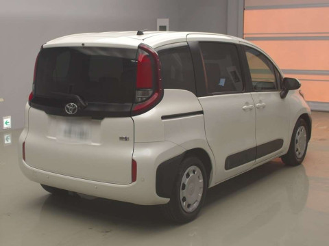 2023 Toyota Sienta MXPL10G[1]