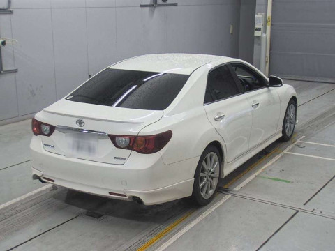 2010 Toyota Mark X GRX130[1]