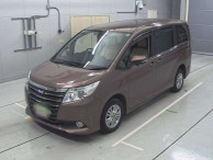 2014 Toyota Noah