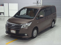 2014 Toyota Noah