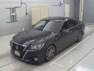 2015 Toyota Crown Hybrid