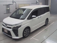 2020 Toyota Voxy