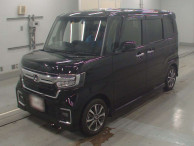 2022 Honda N-BOX CUSTOM