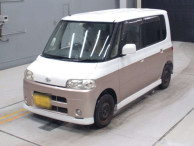 2004 Daihatsu Tanto