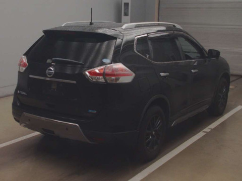 2016 Nissan X-Trail NT32[1]