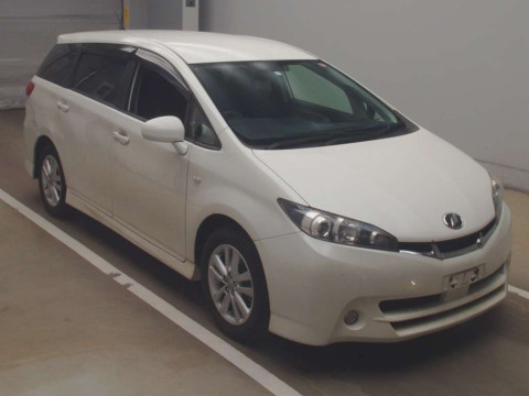 2011 Toyota Wish ZGE20W[2]