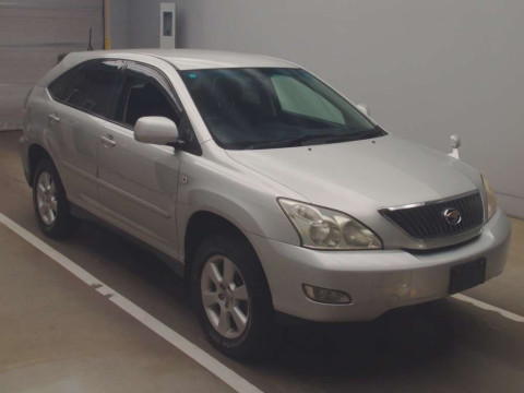 2004 Toyota Harrier ACU30W[2]