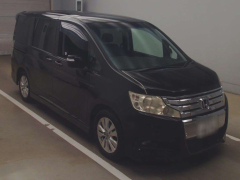 2011 Honda Step WGN Spada RK5[2]