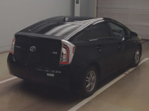 2010 Toyota Prius ZVW30[1]