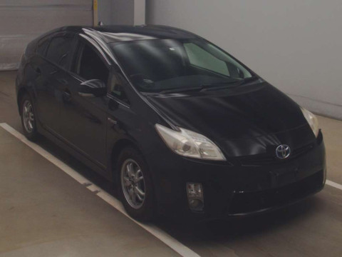 2010 Toyota Prius ZVW30[2]