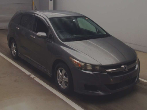 2010 Honda Stream RN6[2]