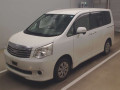 2011 Toyota Noah