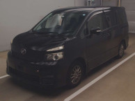 2011 Toyota Voxy