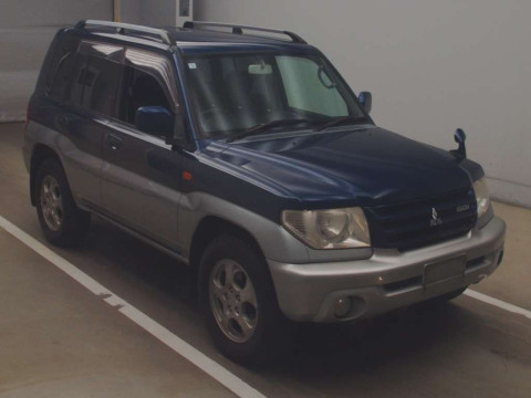 2000 Mitsubishi Pajero iO H77W[2]