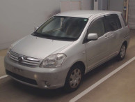 2010 Toyota Raum