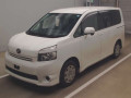 2007 Toyota Voxy