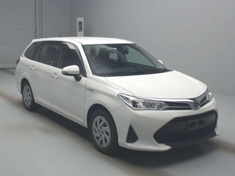 2020 Toyota Corolla Fielder NKE165G[2]