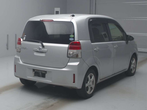 2012 Toyota Spade NCP141[1]