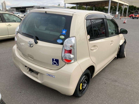 2011 Toyota Passo NGC30[1]