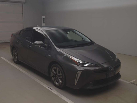 2019 Toyota Prius ZVW51[2]