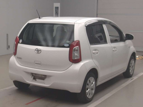 2015 Toyota Passo KGC30[1]